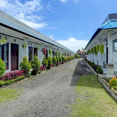 Bahtera Guest House